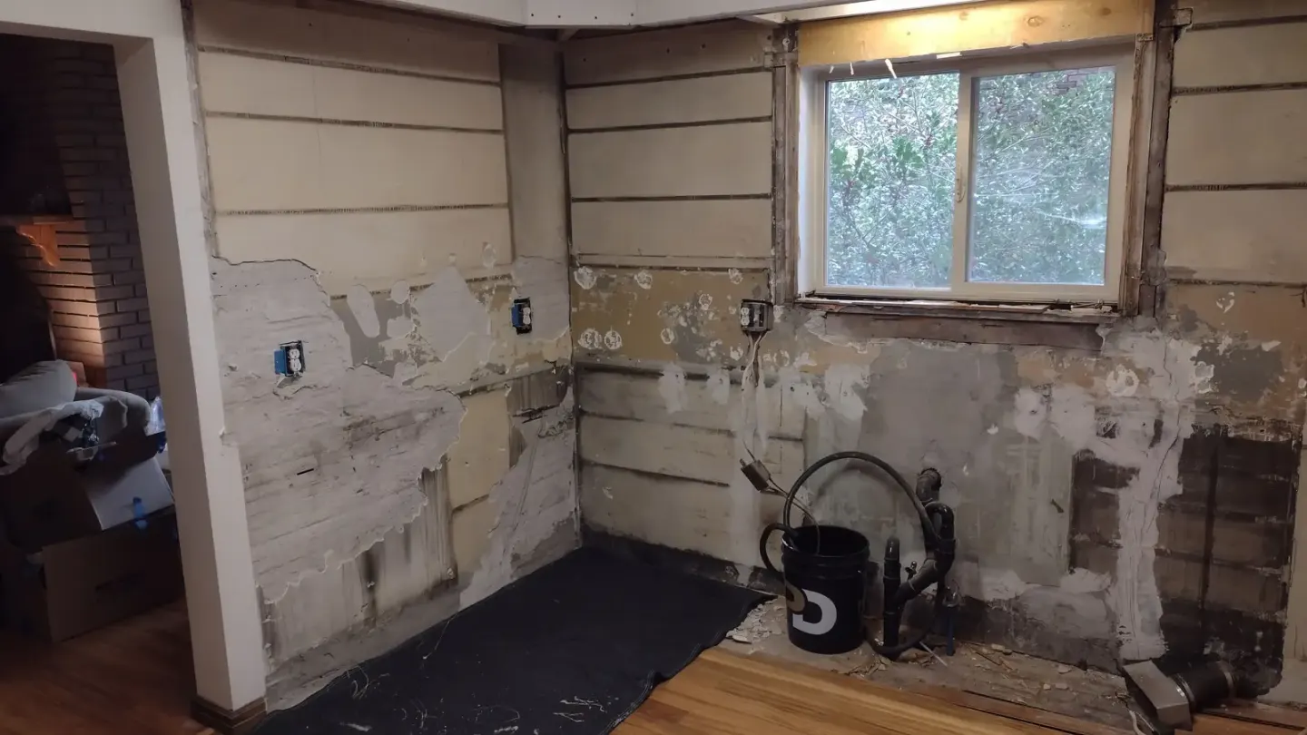 Main Bath Refresh - Before
